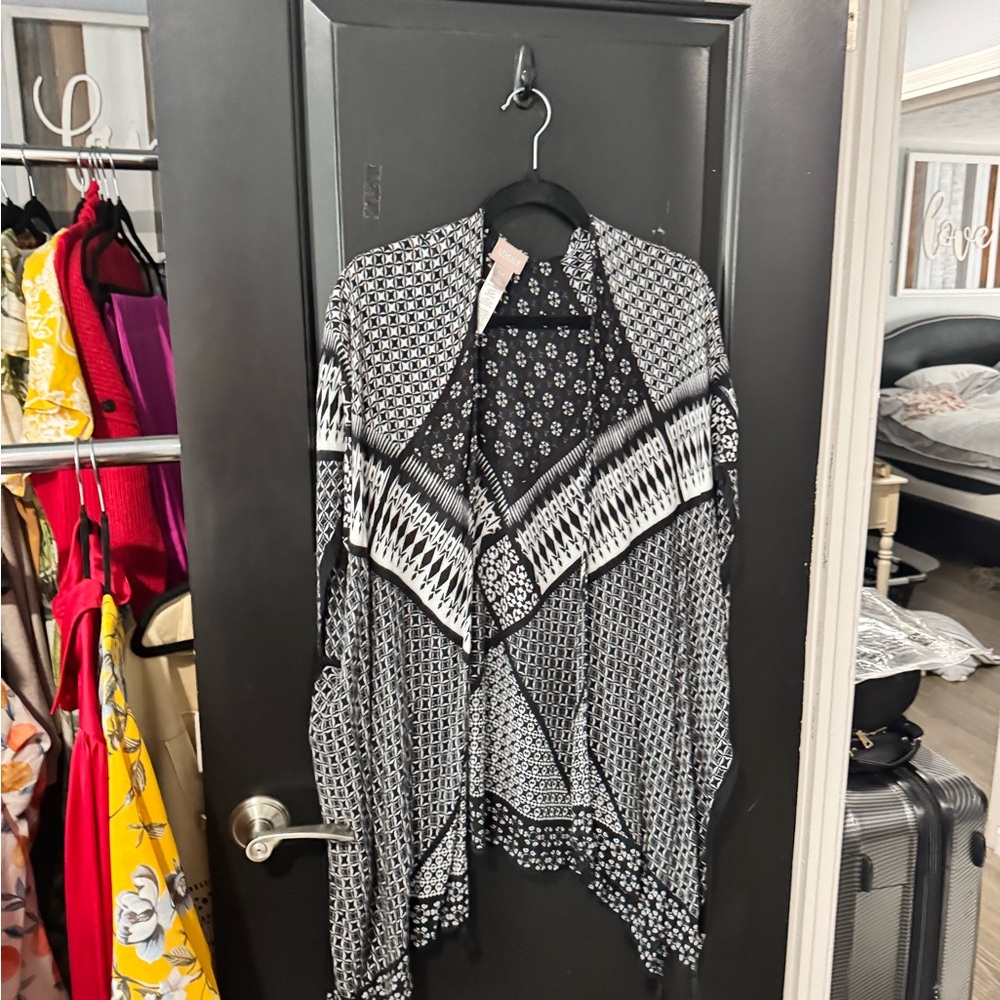 Chico's Black and White Geometric Sweater